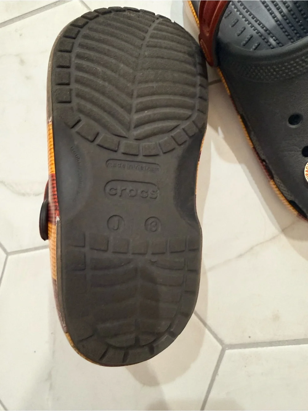 Crocs kids Black & Red Magical Gryffindor Clog Shoes j3